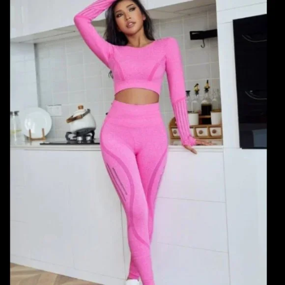 Hot Pink High-Waisted Stretch Leggings And Top for Active Comfort - Picture 4 of 6